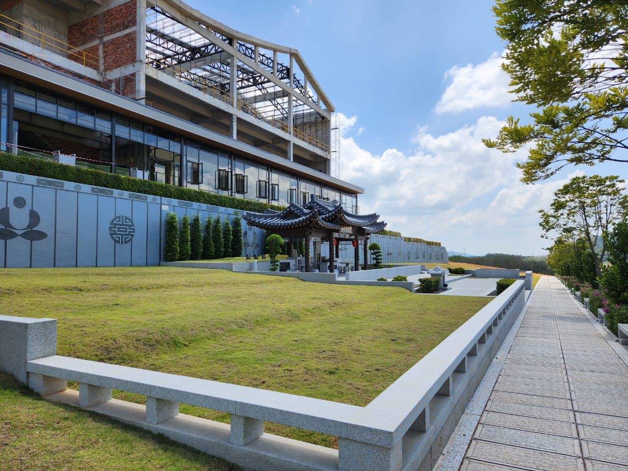 Zone Majestic Super Family Lot 10