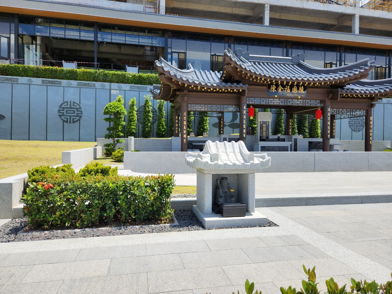 Zone Majestic Super Family Lot 6